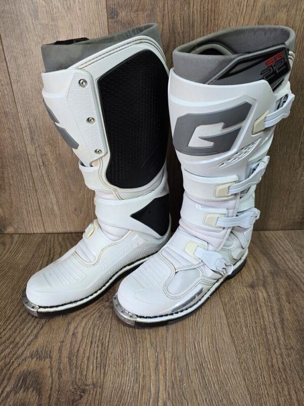 Gaerne SG22 mx boots - UK8 - Pre-owned